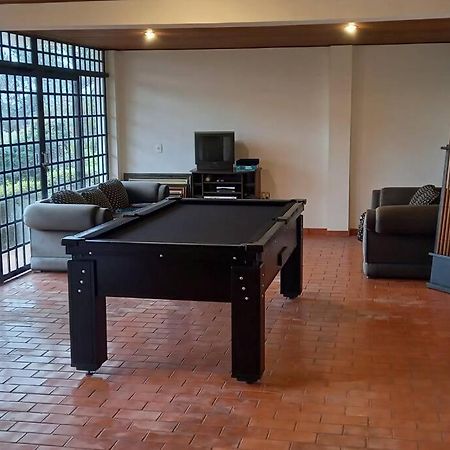 Casa E Vista Privilegiadas No Alto Do Capivari Campos do Jordão Esterno foto