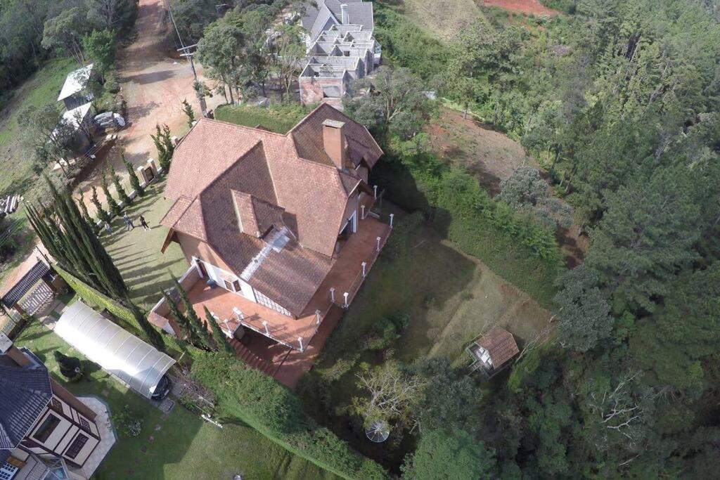 Casa E Vista Privilegiadas No Alto Do Capivari Campos do Jordão Esterno foto